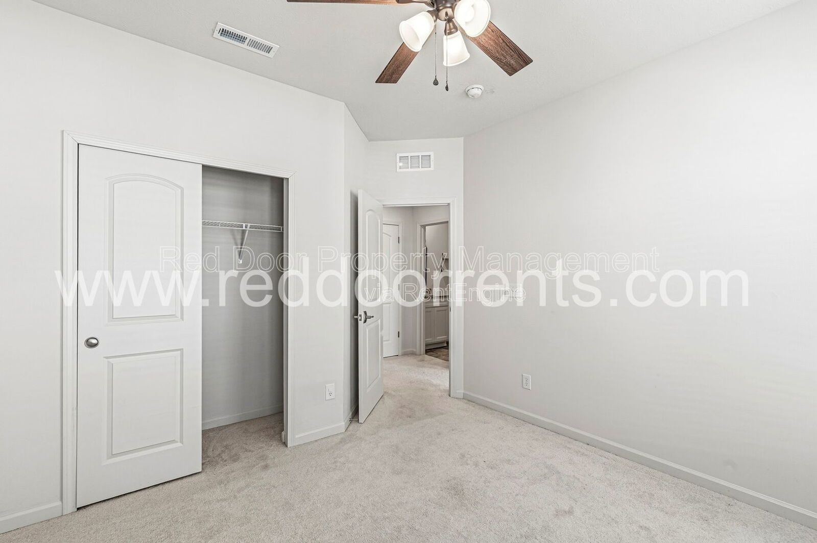 Modern 3-Bedroom Townhome in the Heart of Fishers property image