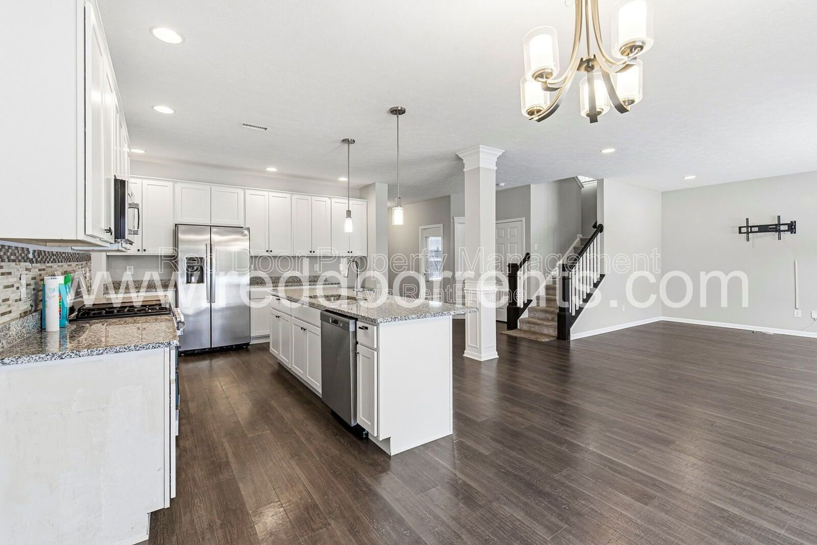 ✨ Two-Year Lease Advantage ✨ Stunning 5‑Bedroom Family Home in Vibrant Brownsburg Community property image