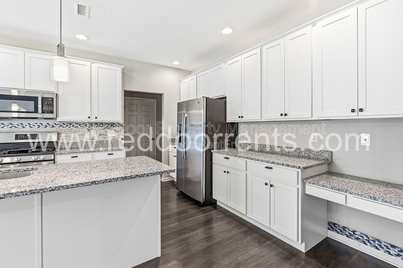 ✨ Two-Year Lease Advantage ✨ Stunning 5‑Bedroom Family Home in Vibrant Brownsburg Community property image