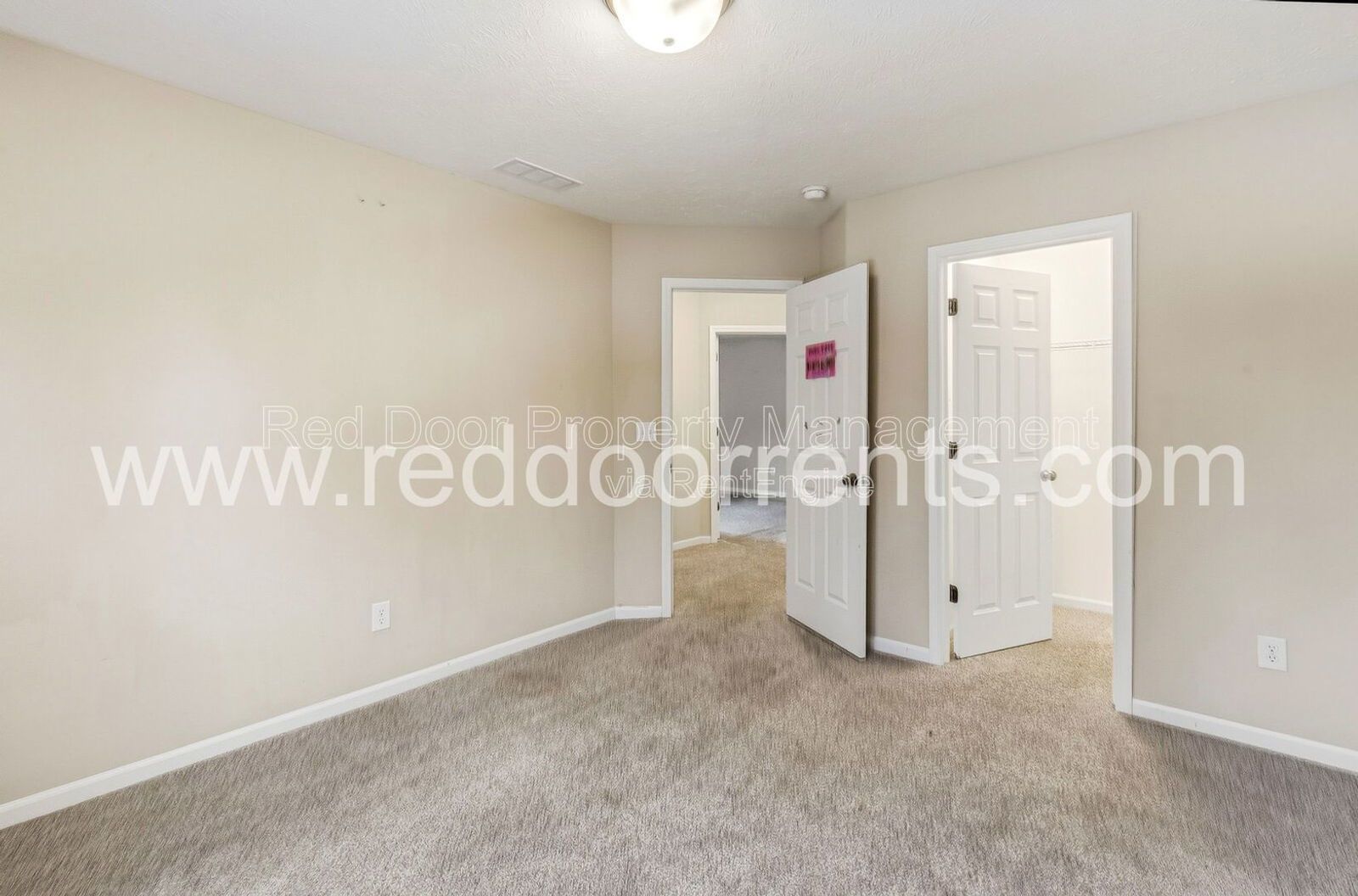 ✨ Two-Year Lease Advantage ✨ Stunning 5‑Bedroom Family Home in Vibrant Brownsburg Community property image