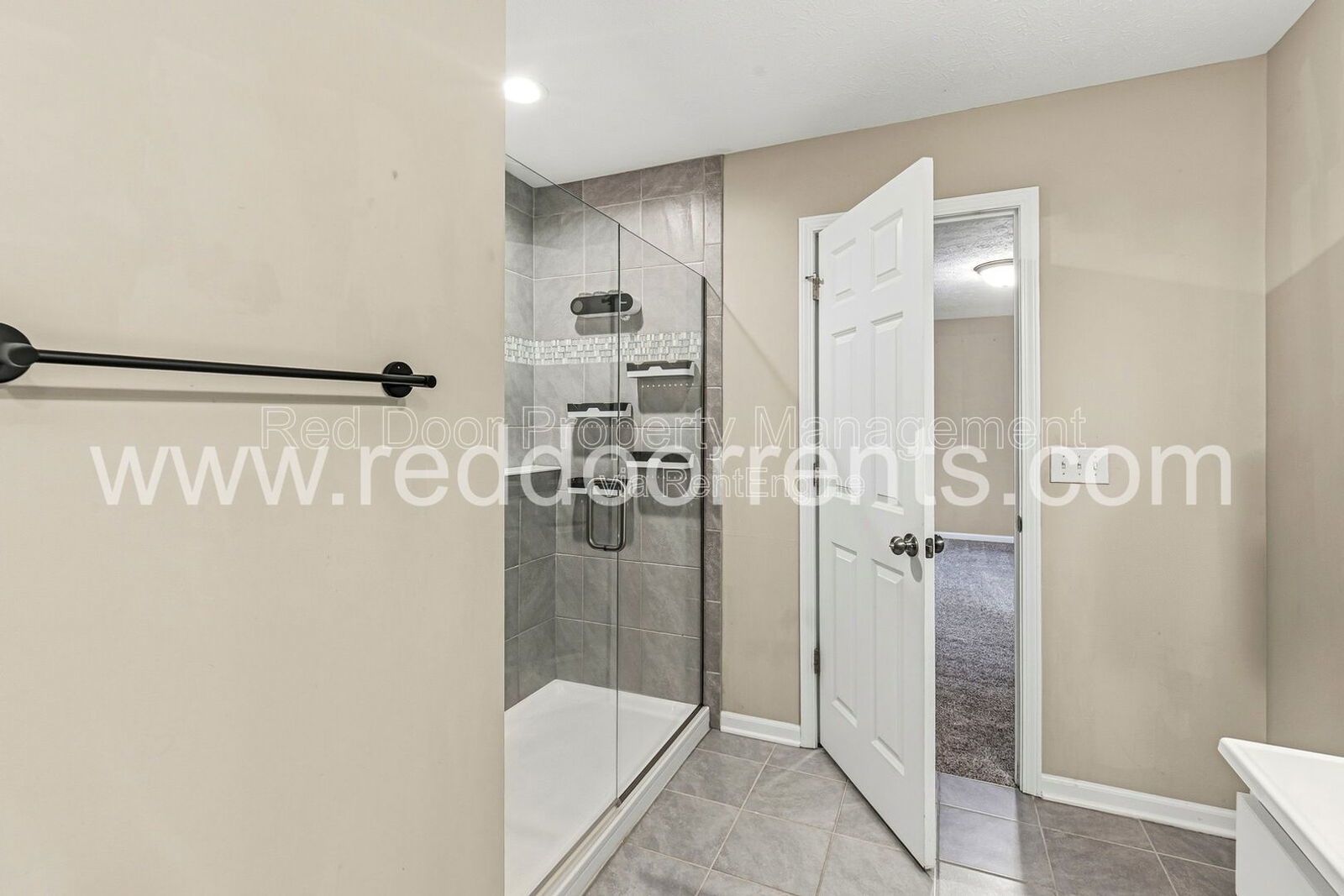 ✨ Two-Year Lease Advantage ✨ Stunning 5‑Bedroom Family Home in Vibrant Brownsburg Community property image