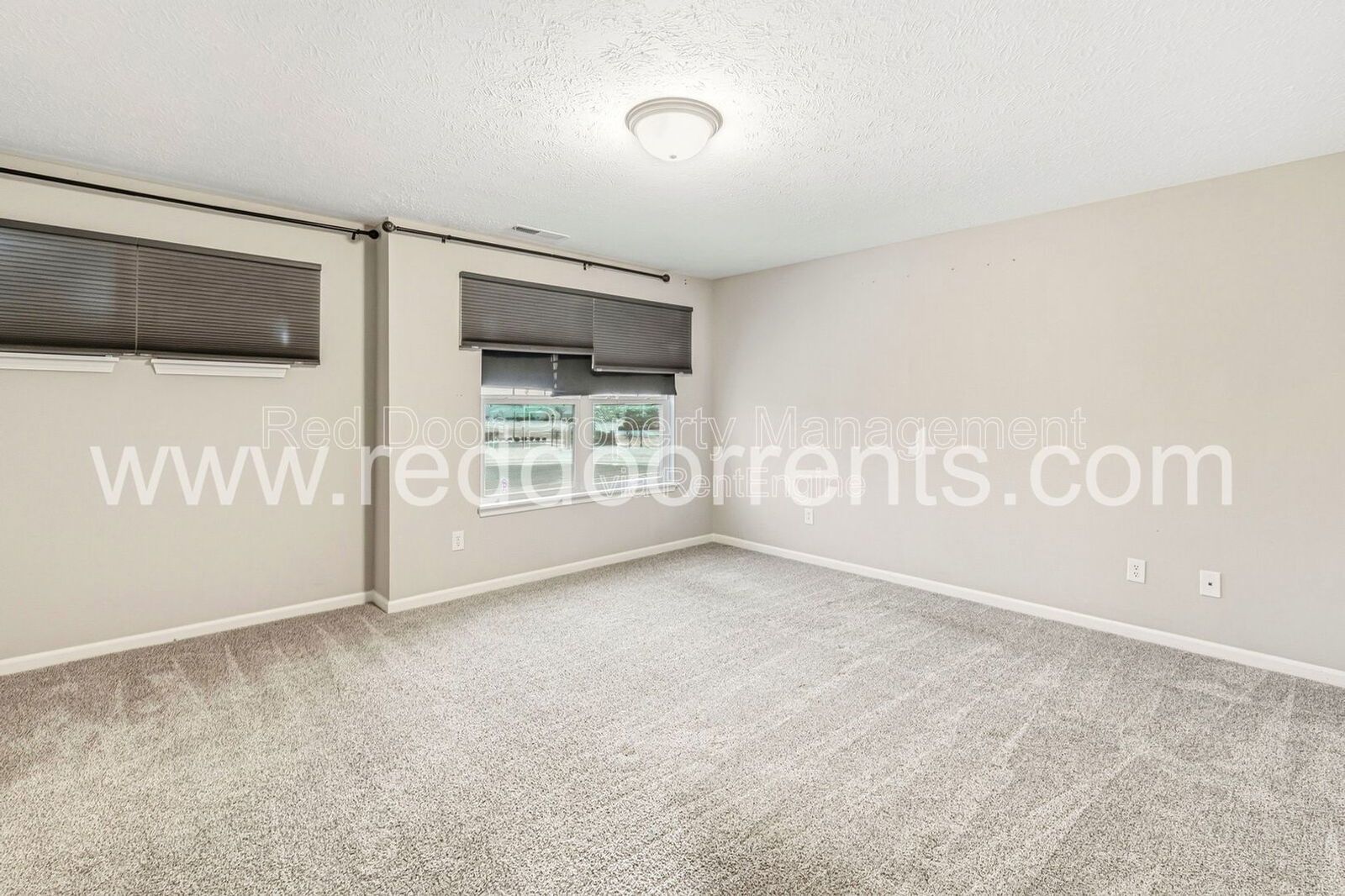 ✨ Two-Year Lease Advantage ✨ Stunning 5‑Bedroom Family Home in Vibrant Brownsburg Community property image