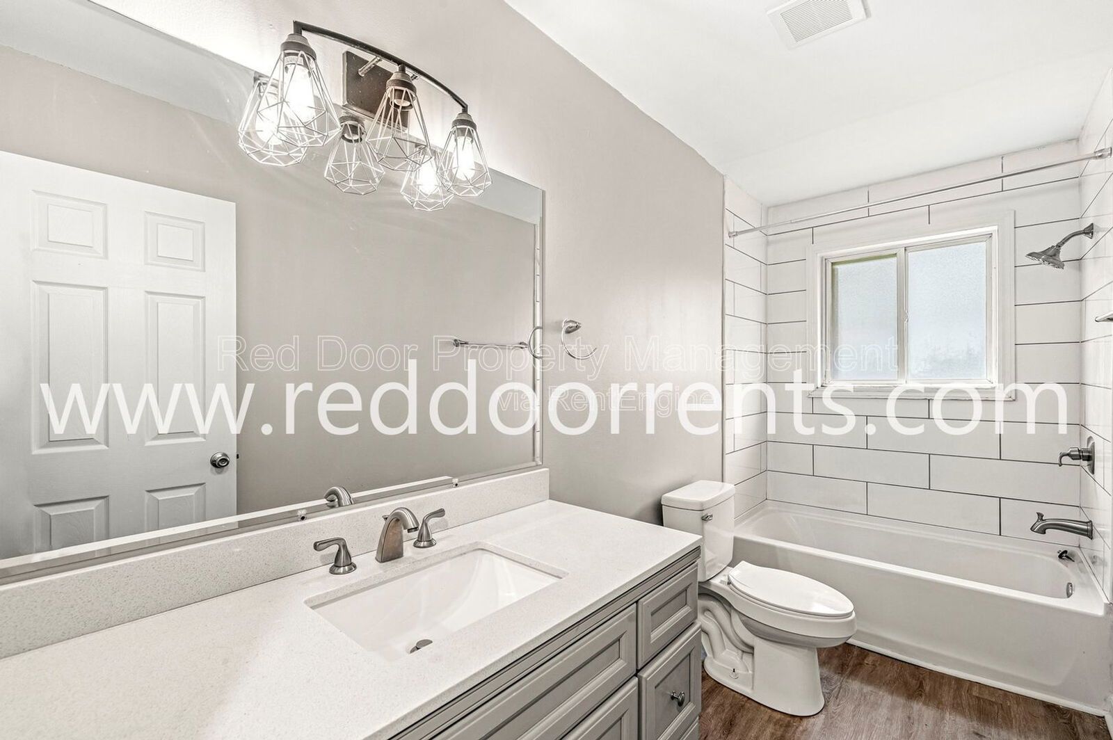 MOVE IN SPECIAL: HALF OFF THE FIRST MONTH’S RENT!! property image