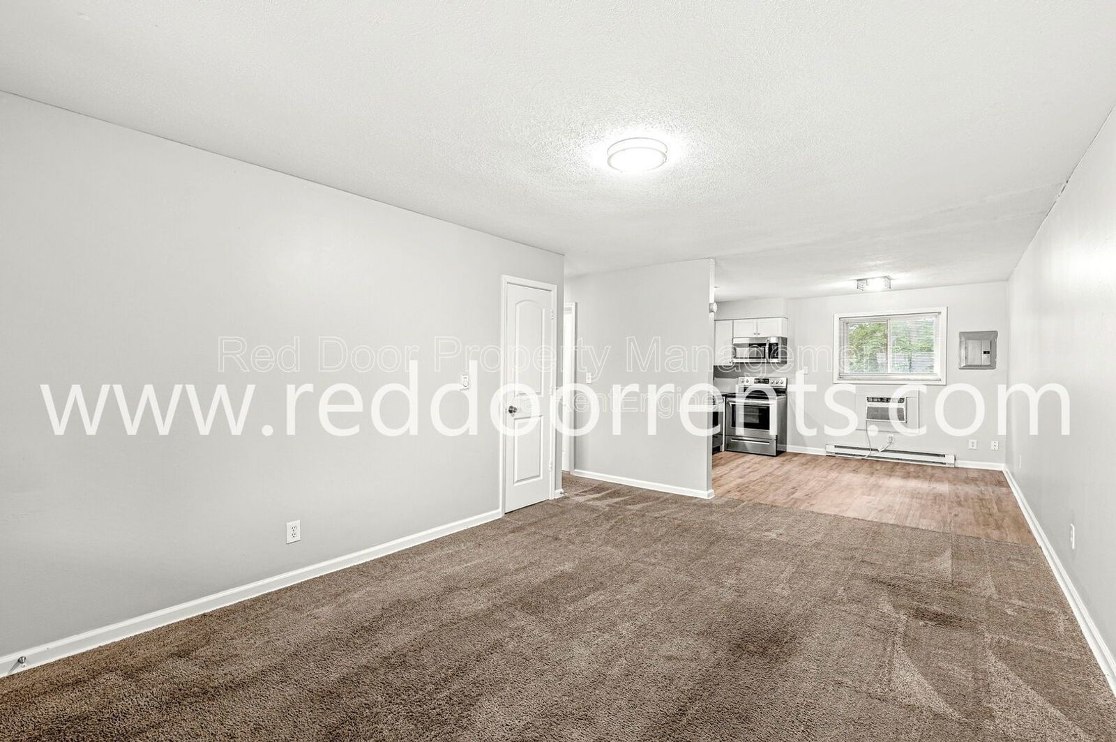 MOVE IN SPECIAL: HALF OFF THE FIRST MONTH’S RENT!! property image