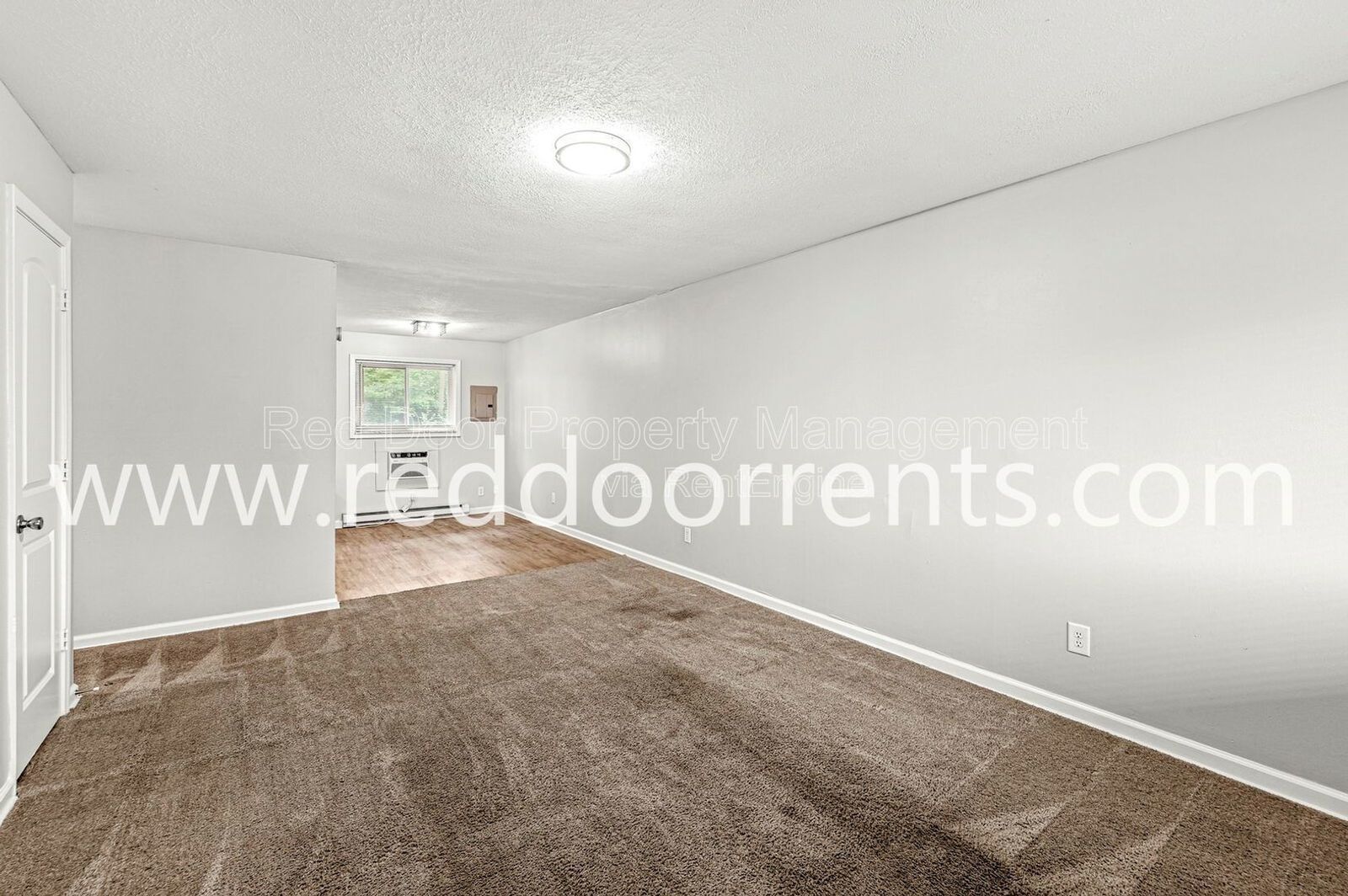 MOVE IN SPECIAL: HALF OFF THE FIRST MONTH’S RENT!! property image