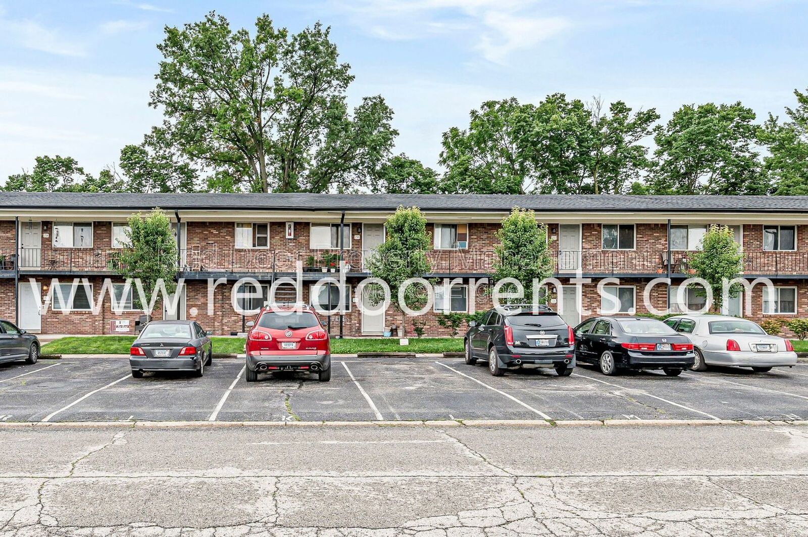 MOVE IN SPECIAL: HALF OFF THE FIRST MONTH’S RENT!! property image