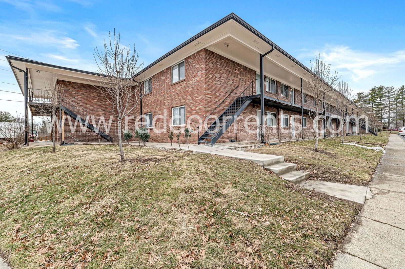 MOVE IN SPECIAL: HALF OFF THE FIRST MONTH’S RENT!! property image