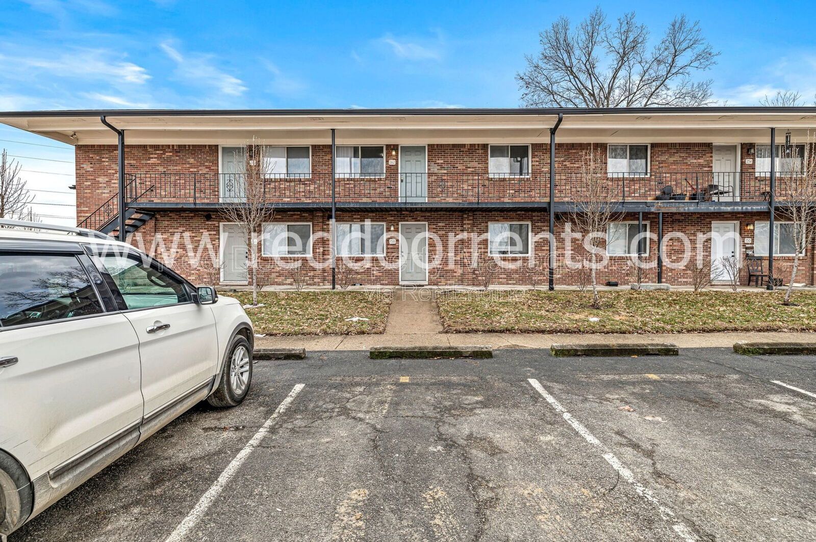MOVE IN SPECIAL: HALF OFF THE FIRST MONTH’S RENT!! property image