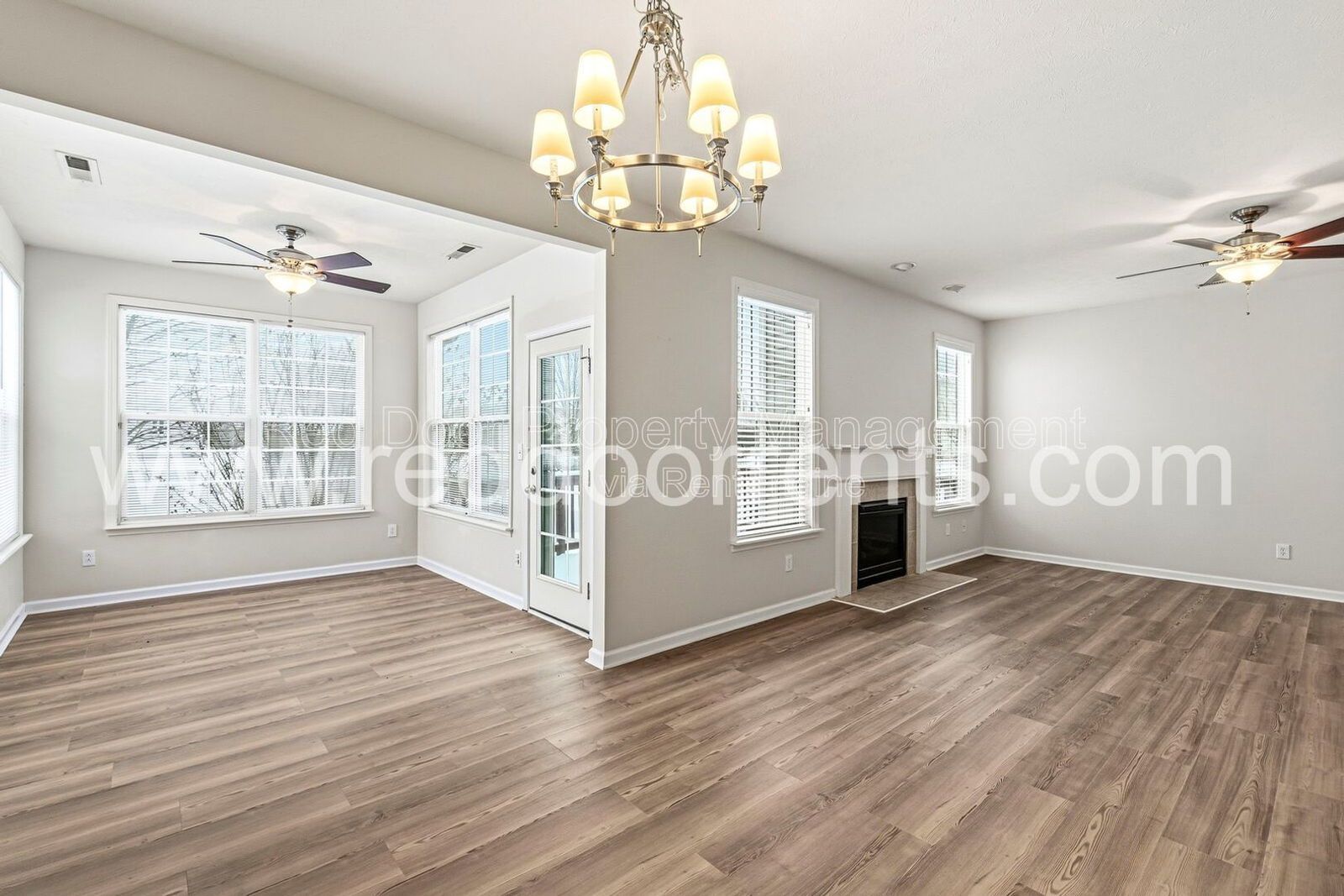 ✨ MOVE-IN SPECIAL: HALF OFF THE FIRST MONTH’S RENT!! ✨ property image