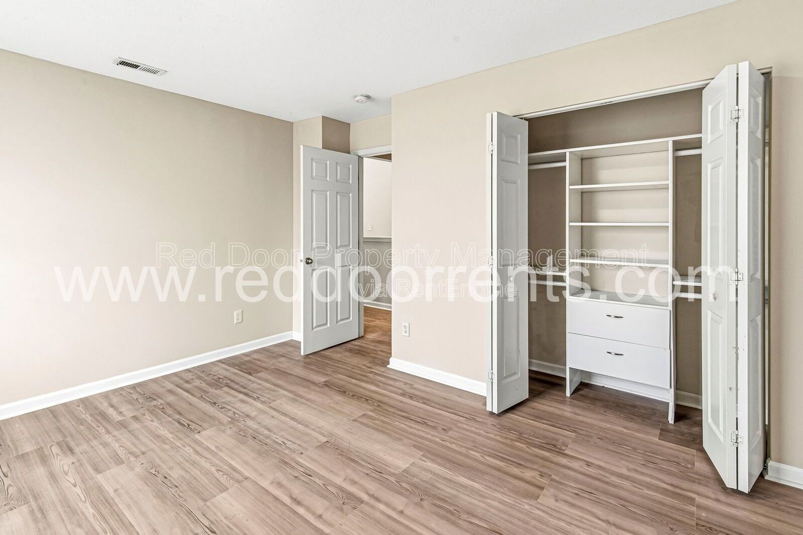 ✨ MOVE-IN SPECIAL: HALF OFF THE FIRST MONTH’S RENT!! ✨ property image