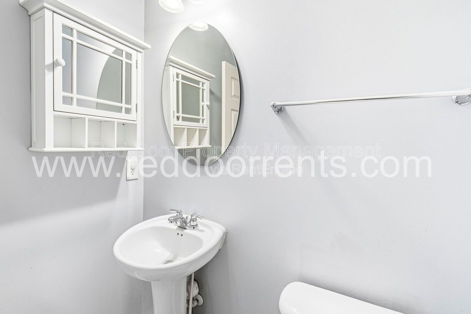 ✨ MOVE-IN SPECIAL: HALF OFF THE FIRST MONTH’S RENT!! ✨ property image