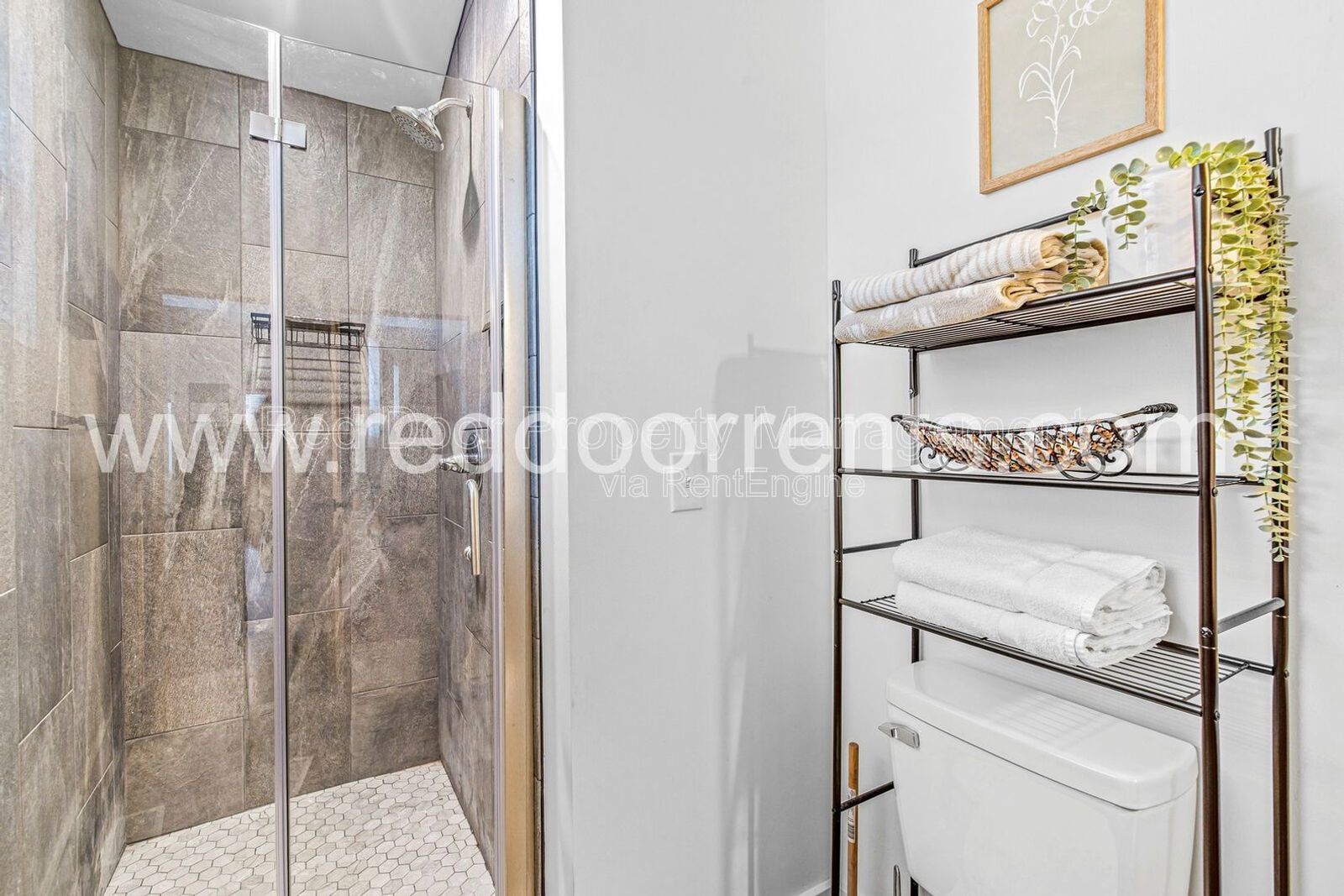 Fully Furnished 3BR/2BA Home in Indianapolis – Modern Comfort! property image