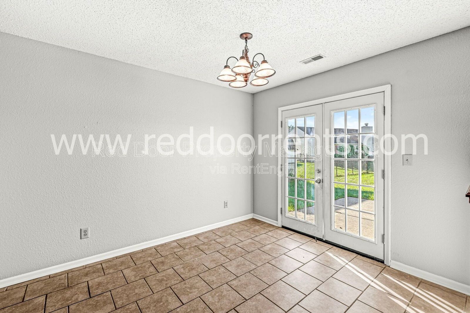 Coming Soon! Bright & Inviting 3-Bedroom Indianapolis Home property image