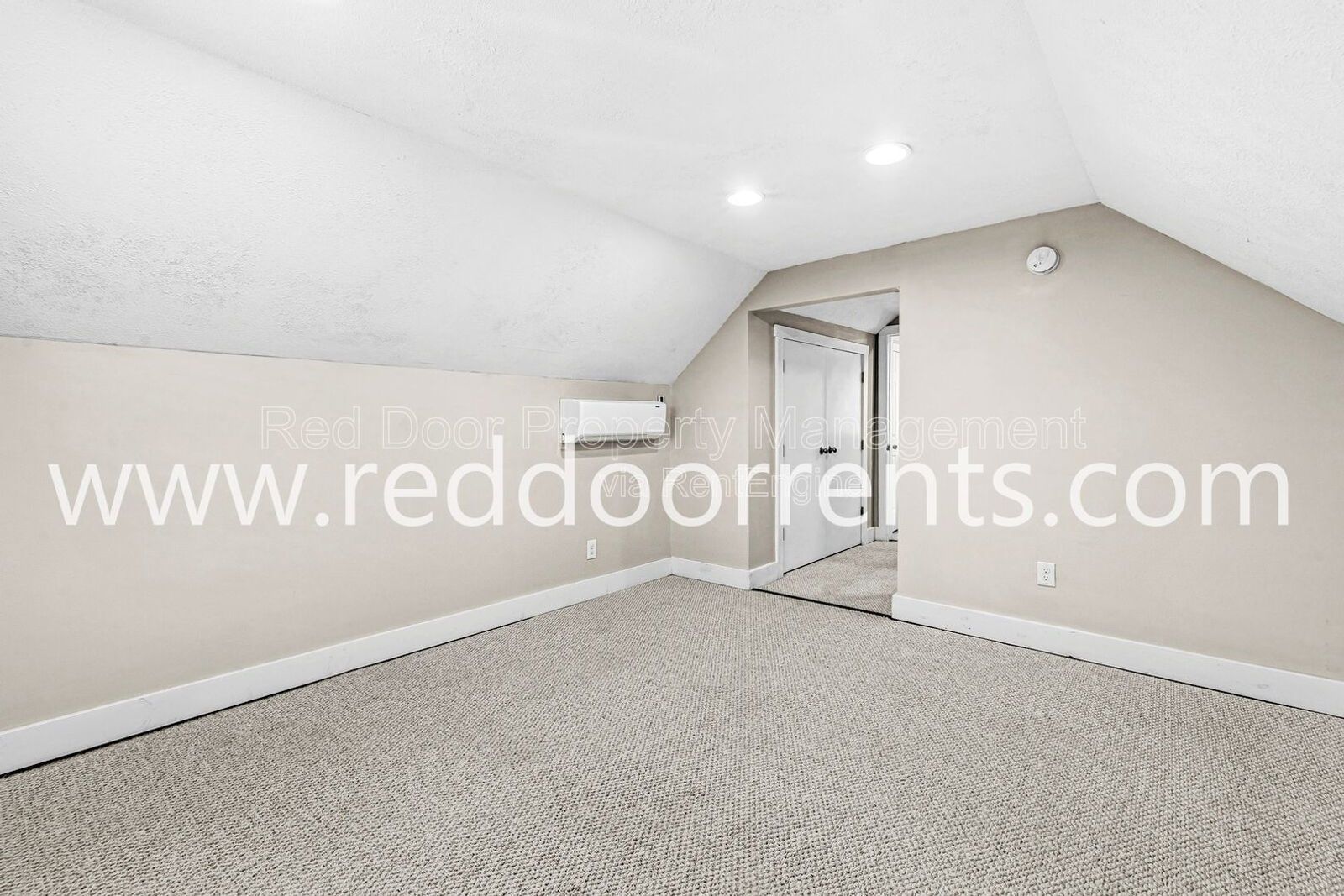 ✨ MOVE-IN SPECIAL: HALF OFF THE FIRST MONTH’S RENT!! ✨ property image