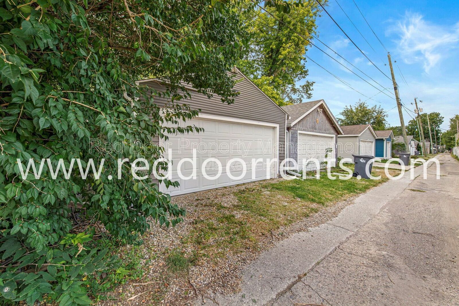 ✨ MOVE-IN SPECIAL: HALF OFF THE FIRST MONTH’S RENT!! ✨ property image