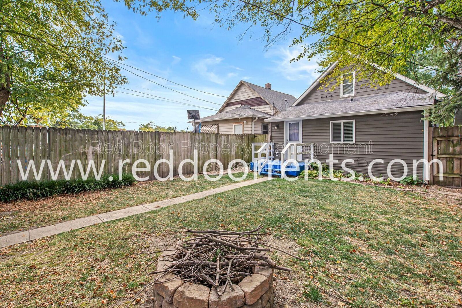 ✨ MOVE-IN SPECIAL: HALF OFF THE FIRST MONTH’S RENT!! ✨ property image