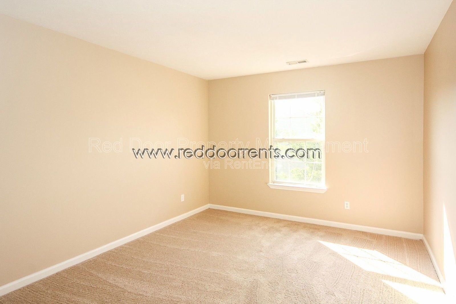 South Indianapolis Townhome!!! property image