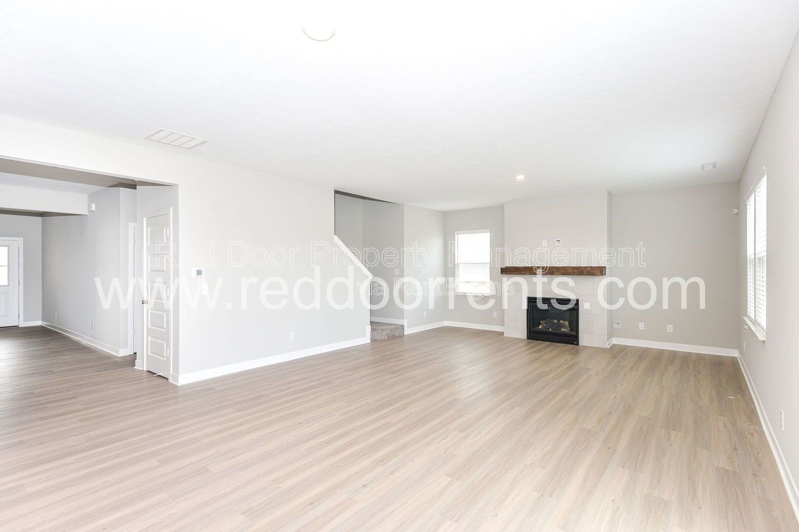 Coming Soon! Newly constructed 4- bedroom in Parkstay Lane! property image