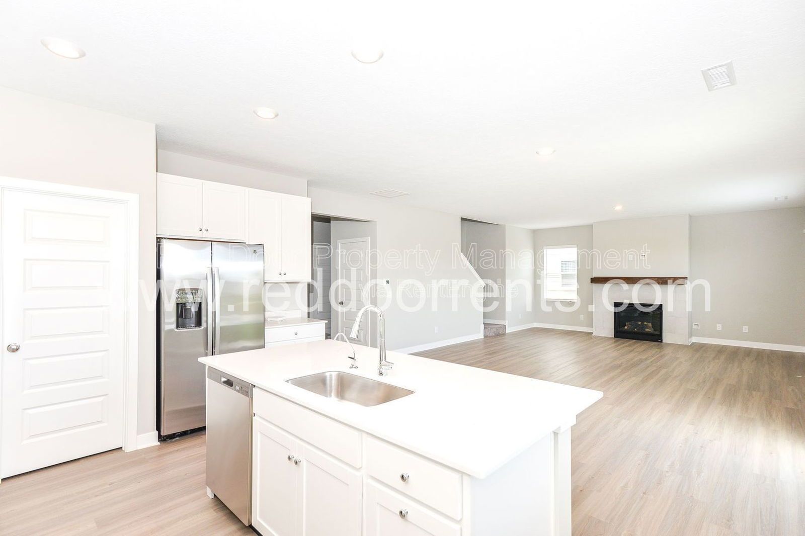 Coming Soon! Newly constructed 4- bedroom in Parkstay Lane! property image