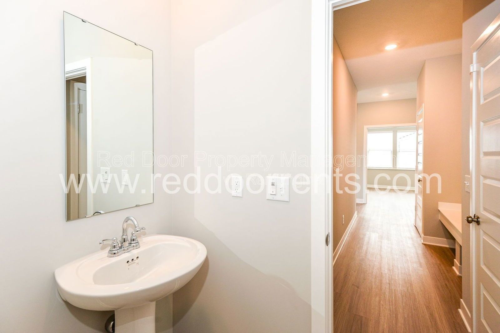 Coming Soon! Newly constructed 4- bedroom in Parkstay Lane! property image