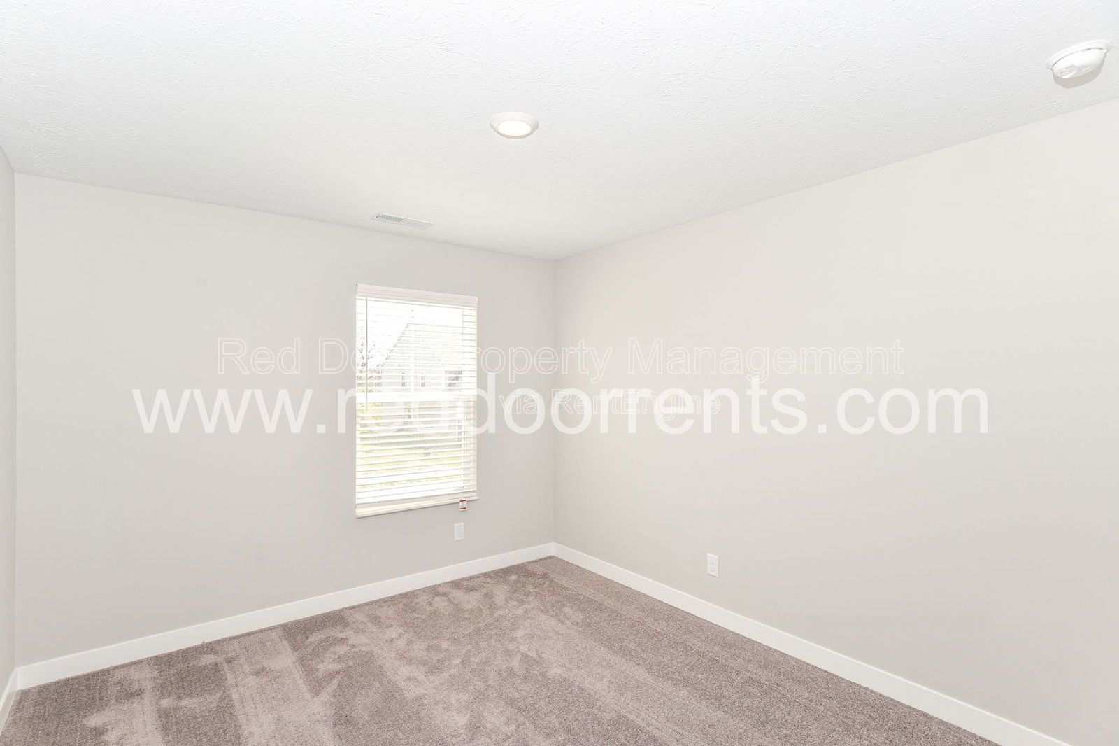 Coming Soon! Newly constructed 4- bedroom in Parkstay Lane! property image