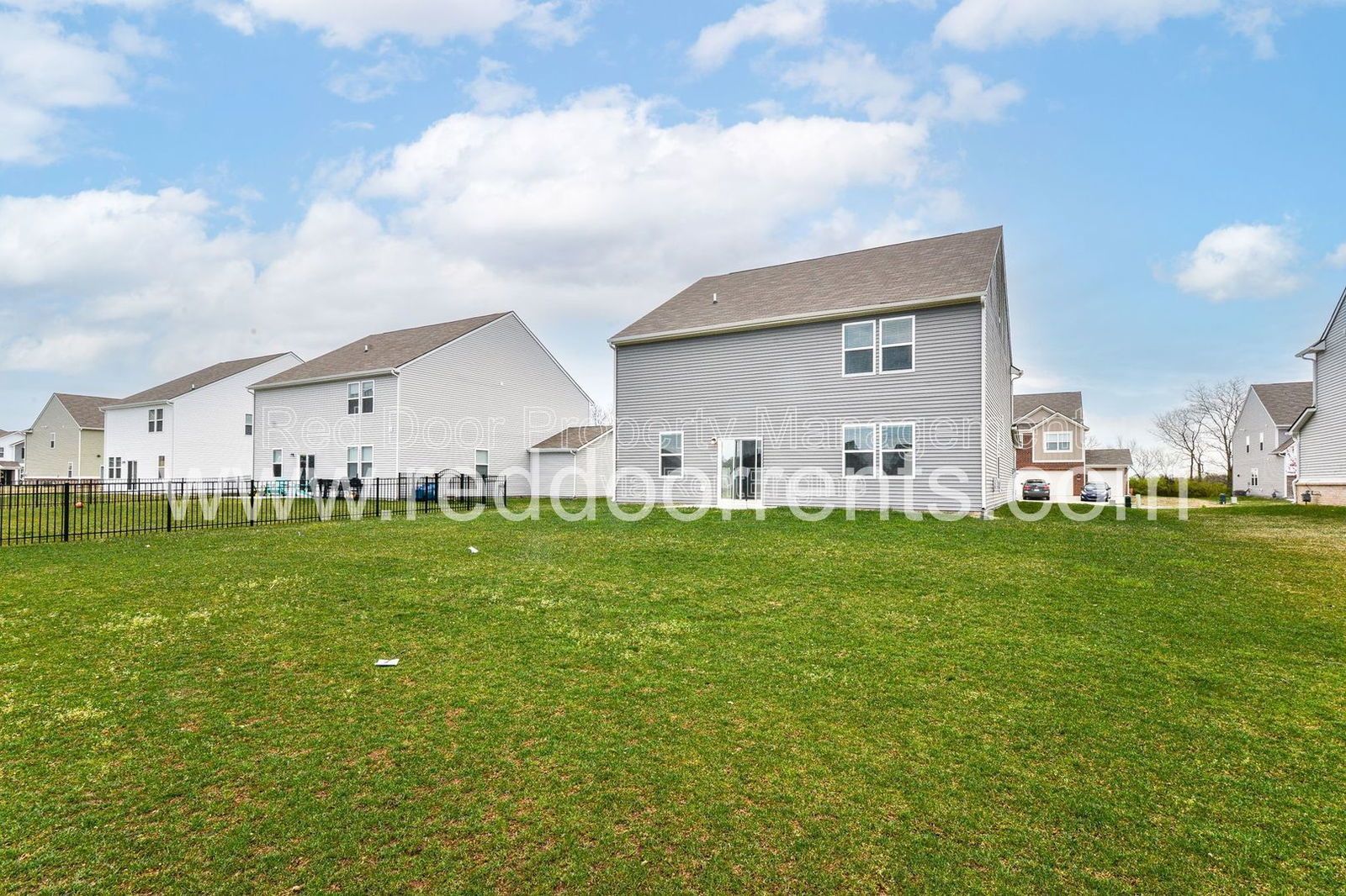 Coming Soon! Newly constructed 4- bedroom in Parkstay Lane! property image