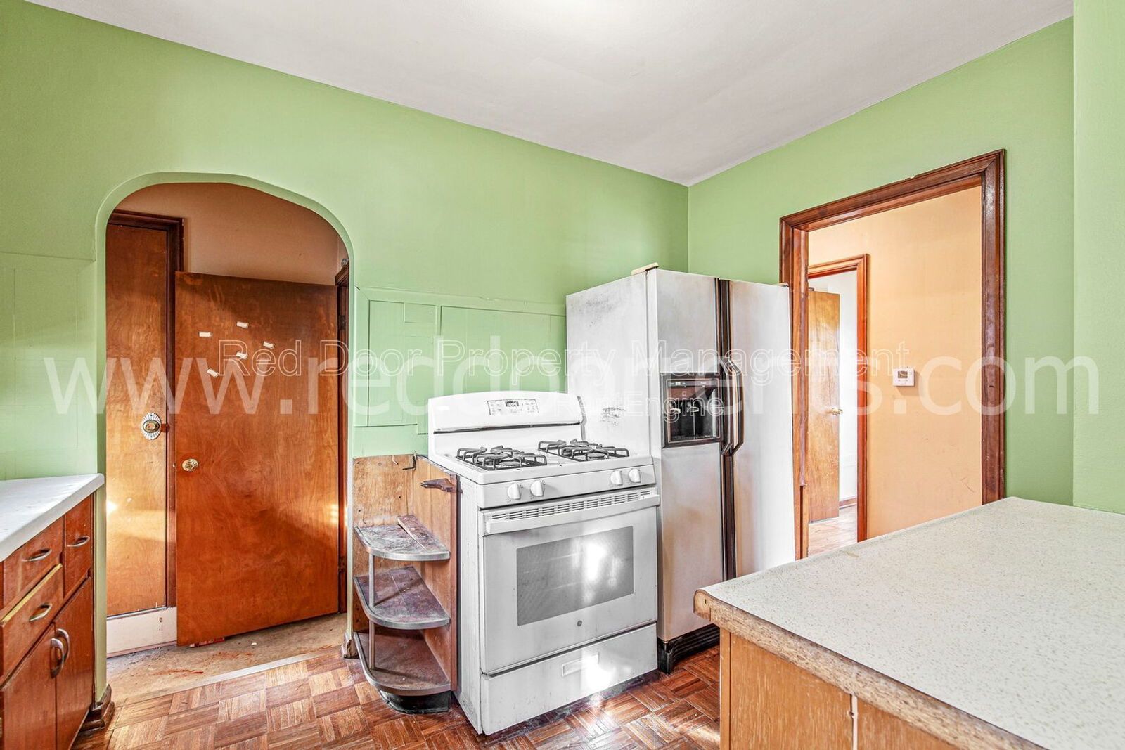 Charming 3-Bed Home with Separate Carriage Units in Indianapolis property image