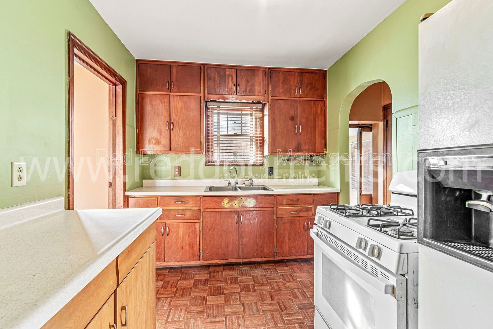 Charming 3-Bed Home with Separate Carriage Units in Indianapolis property image