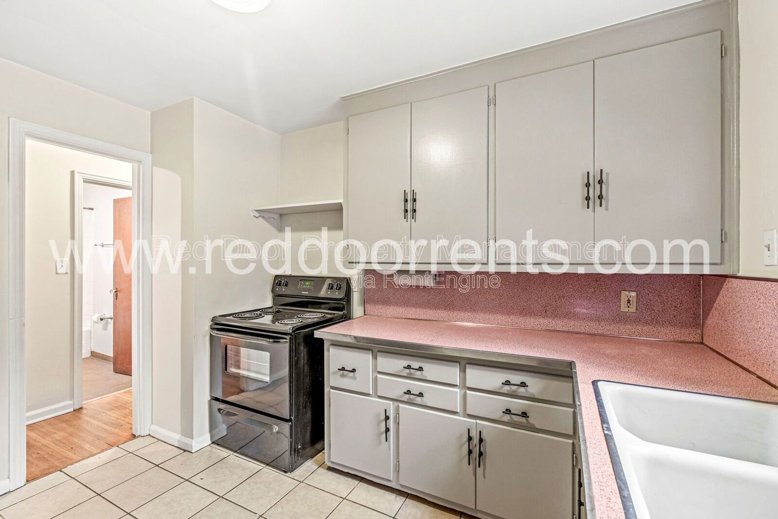 Cozy 2-Bed Bungalow Near Broad Ripple & Fall Creek! property image