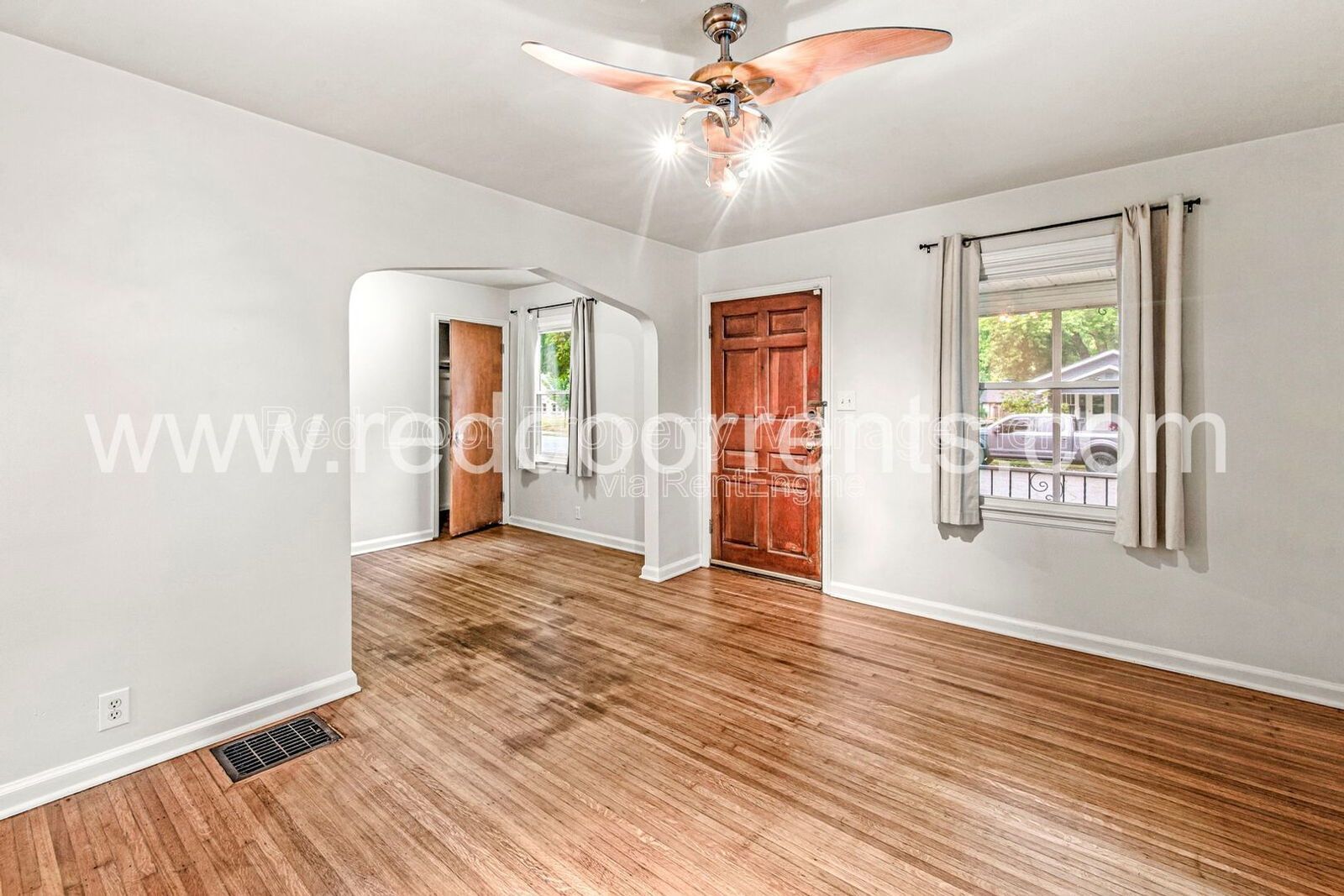 Cozy 2-Bed Bungalow Near Broad Ripple & Fall Creek! property image