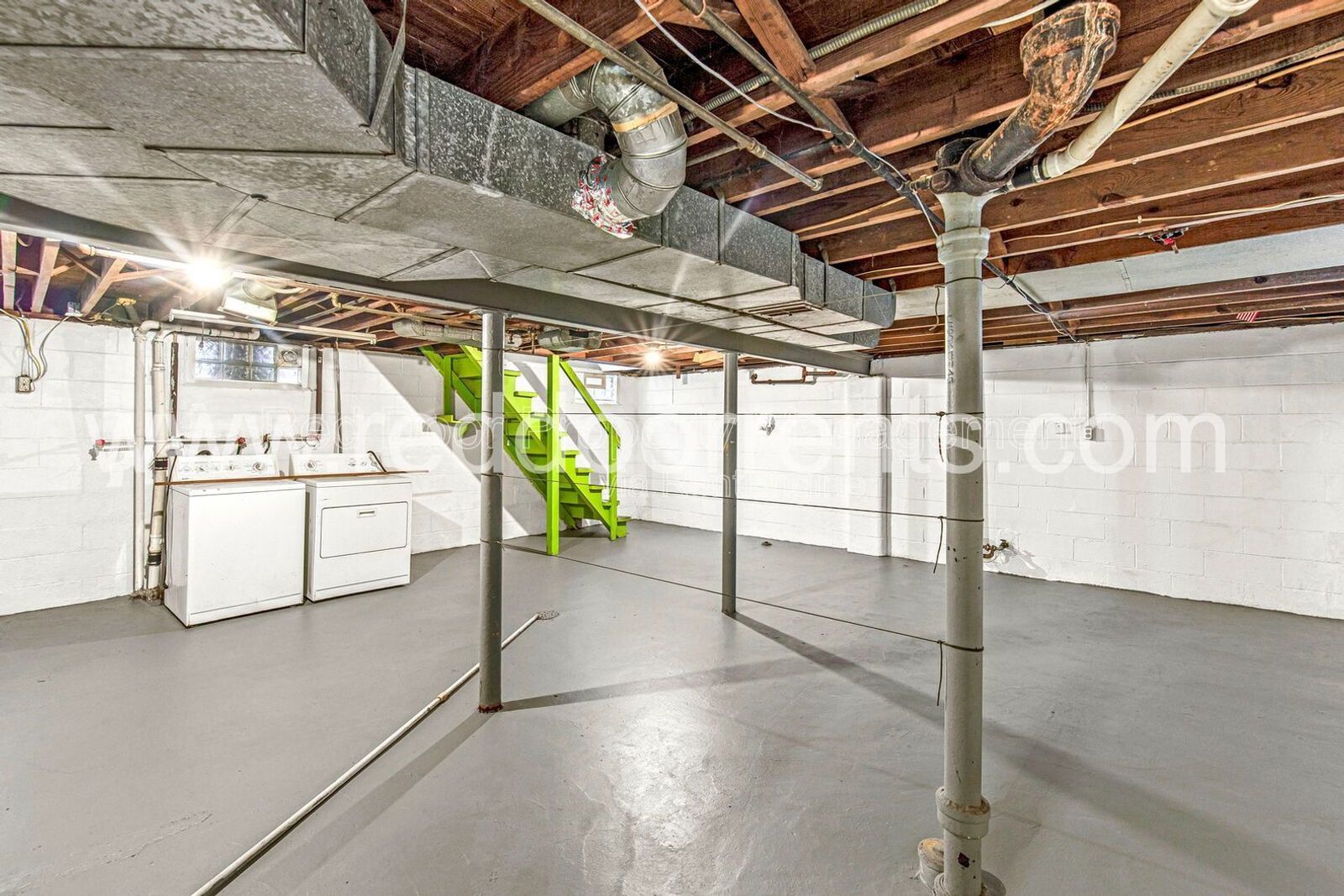 Cozy 2-Bed Bungalow Near Broad Ripple & Fall Creek! property image