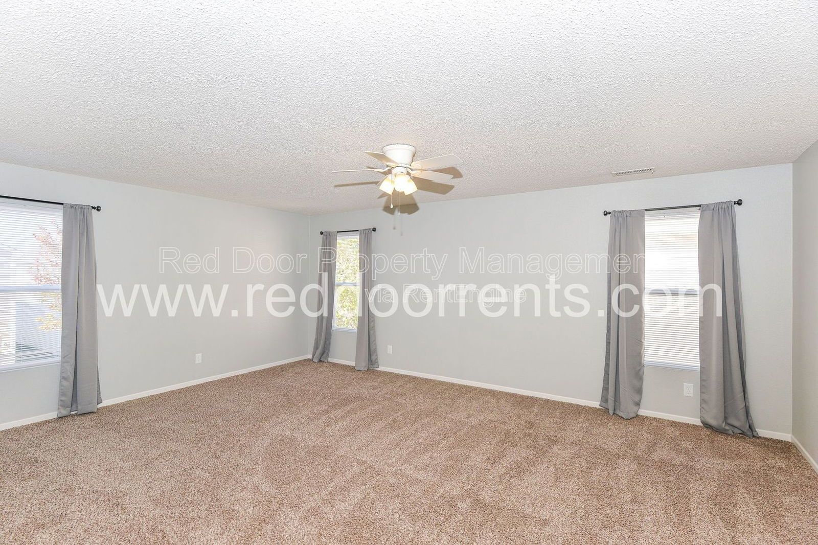 Coming Soon! - Charm and Convenience: Your Ideal Home in Noblesville! property image