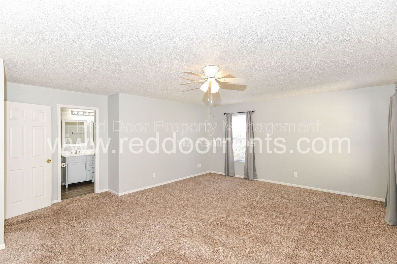 Coming Soon! - Charm and Convenience: Your Ideal Home in Noblesville! property image