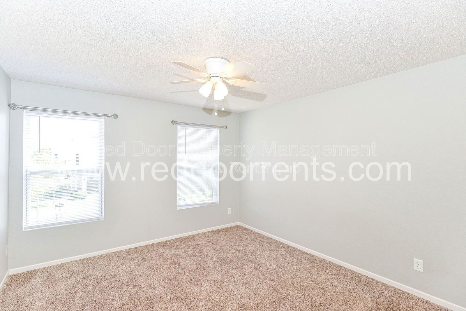 Coming Soon! - Charm and Convenience: Your Ideal Home in Noblesville! property image