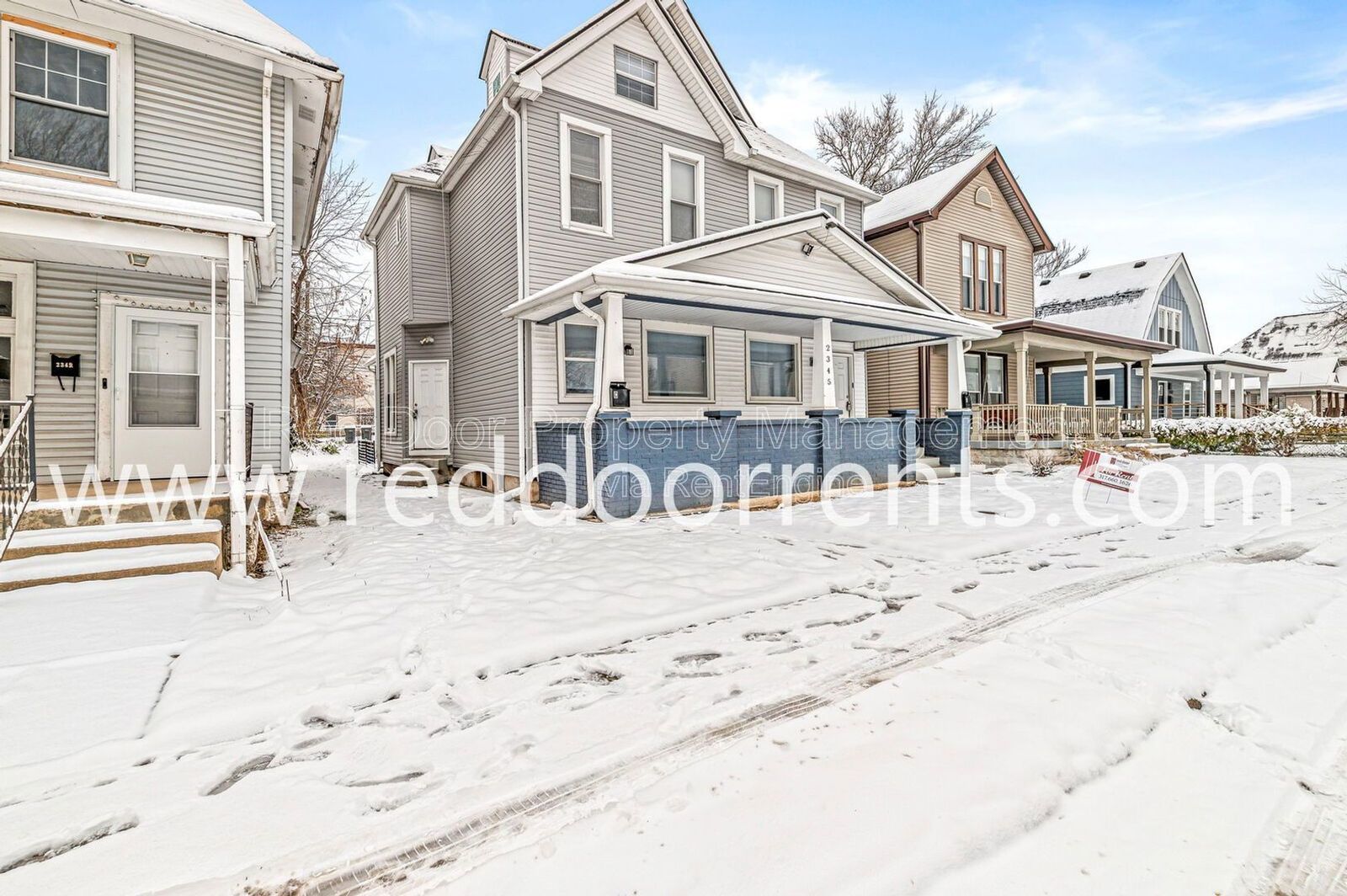 ✨Now Accepting Section 8!! ✨ Triplex Near Downtown Indianapolis property image