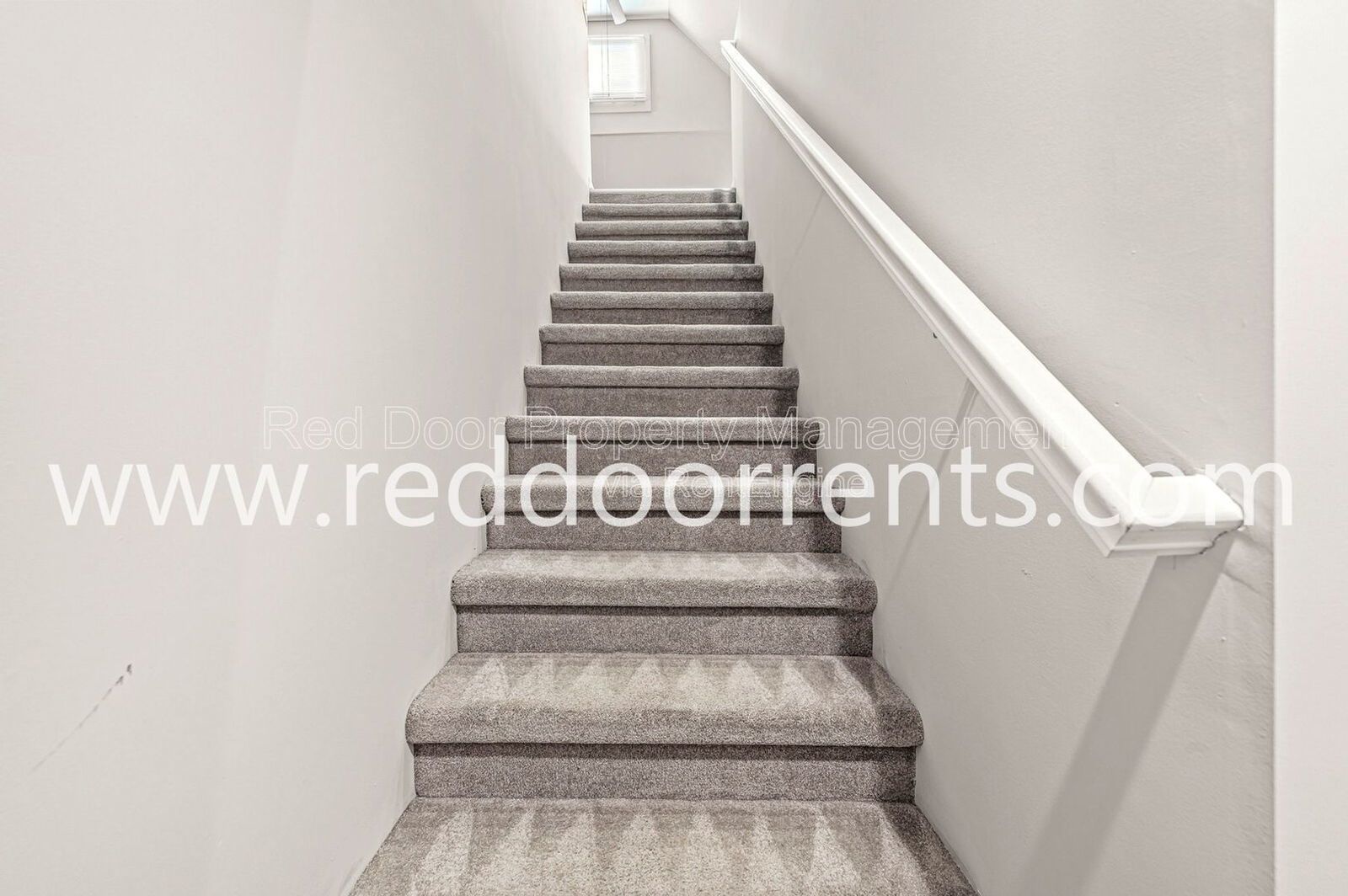 ✨Now Accepting Section 8!! ✨ Triplex Near Downtown Indianapolis property image