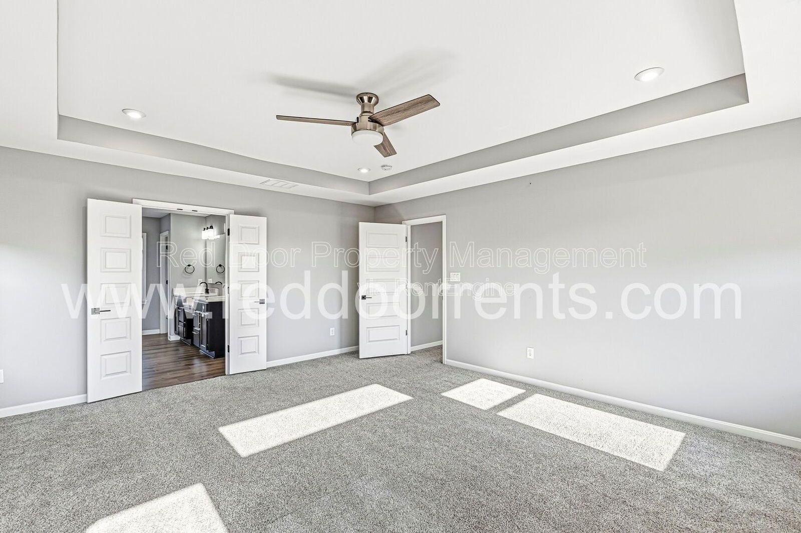 Spacious 5-Bedroom Home in Franklin Township – Modern Living in a Prime Location property image