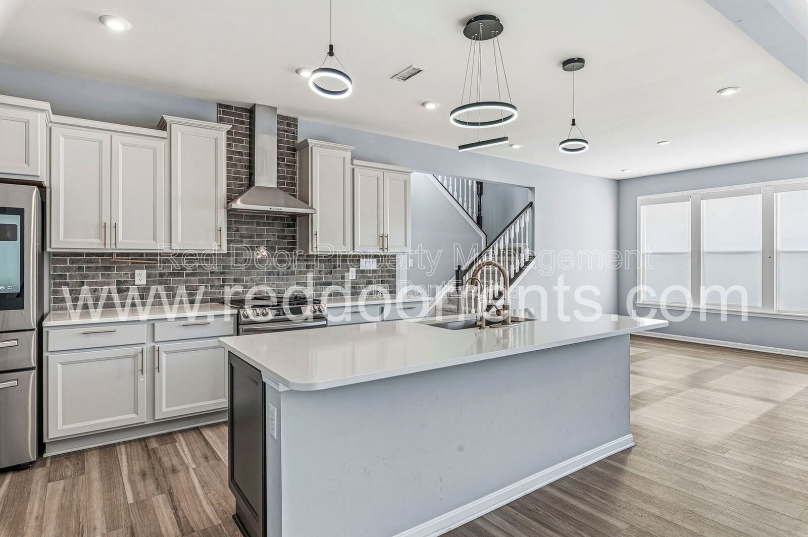 Spacious 5-Bedroom Home in Franklin Township – Modern Living in a Prime Location property image