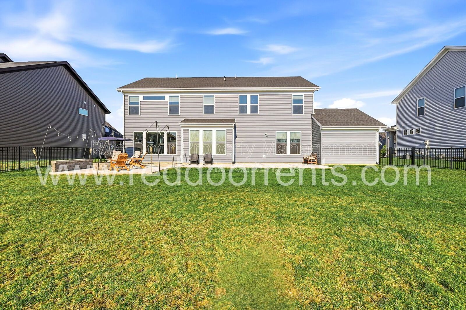 Spacious 5-Bedroom Home in Franklin Township – Modern Living in a Prime Location property image