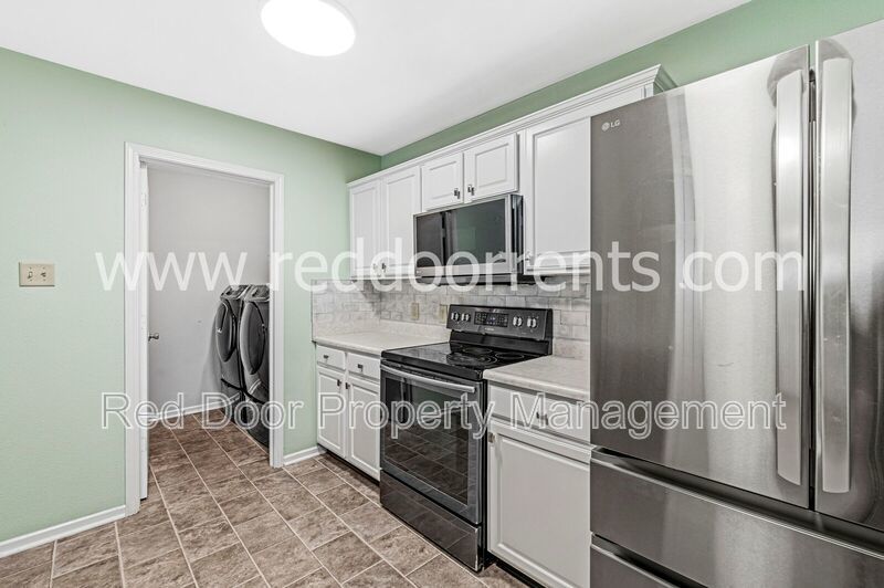 Coming Soon! Charm and Convenience- Your 3 Bedroom Haven in Noblesville! property image