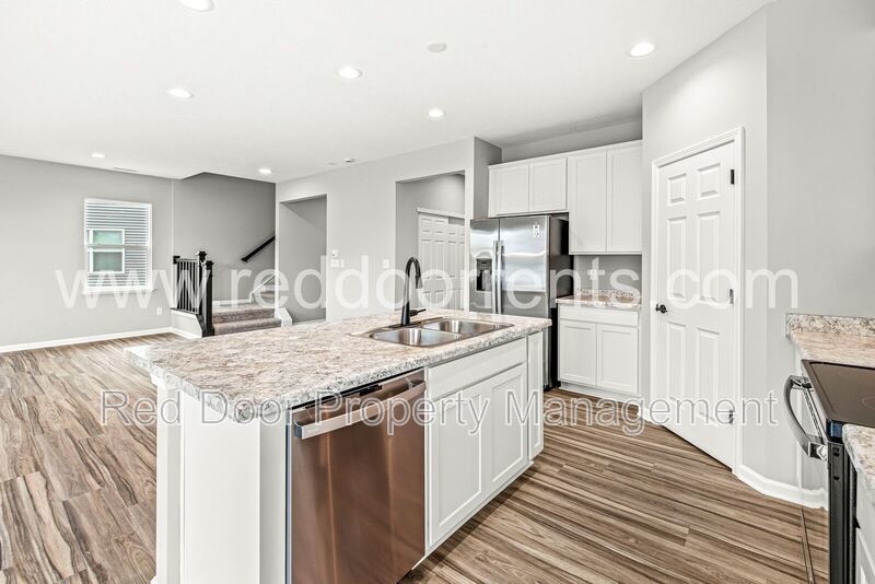 ✨ MOVE-IN SPECIAL: HALF OFF THE FIRST MONTH’S RENT!! ✨ property image