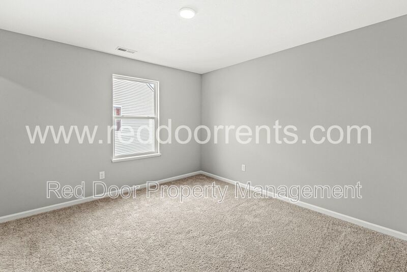 ✨ MOVE-IN SPECIAL: HALF OFF THE FIRST MONTH’S RENT!! ✨ property image