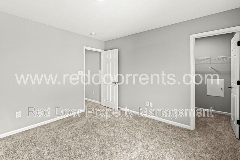 ✨ MOVE-IN SPECIAL: HALF OFF THE FIRST MONTH’S RENT!! ✨ property image