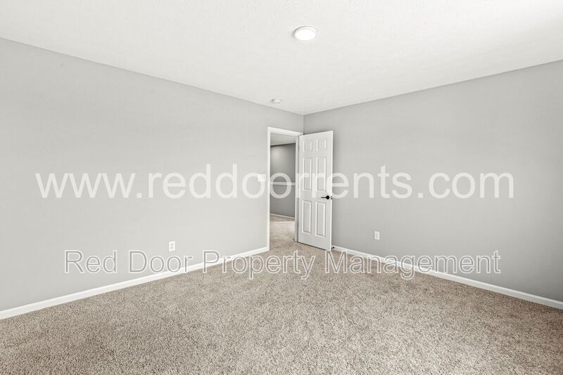 ✨ MOVE-IN SPECIAL: HALF OFF THE FIRST MONTH’S RENT!! ✨ property image