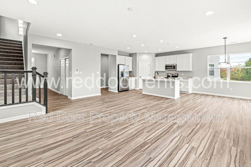 ✨ MOVE-IN SPECIAL: HALF OFF THE FIRST MONTH’S RENT!! ✨ property image