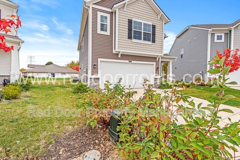 ✨ MOVE-IN SPECIAL: HALF OFF THE FIRST MONTH’S RENT!! ✨ property image