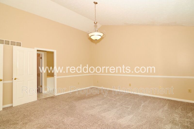 Coming Soon! A SINGLE-FAMILY HOME SITUATED DOWN THE STREET property image