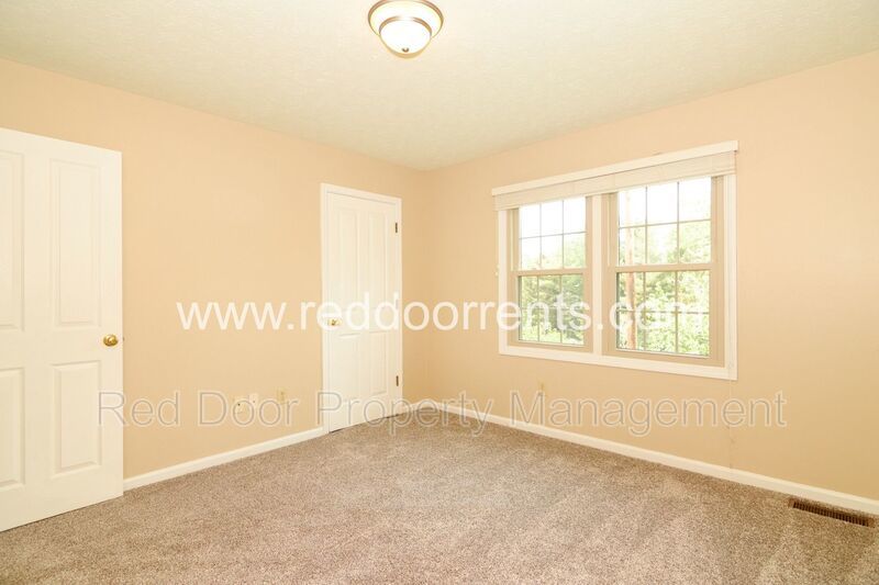 Coming Soon! A SINGLE-FAMILY HOME SITUATED DOWN THE STREET property image