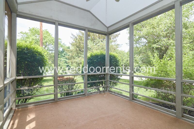 Coming Soon! A SINGLE-FAMILY HOME SITUATED DOWN THE STREET property image