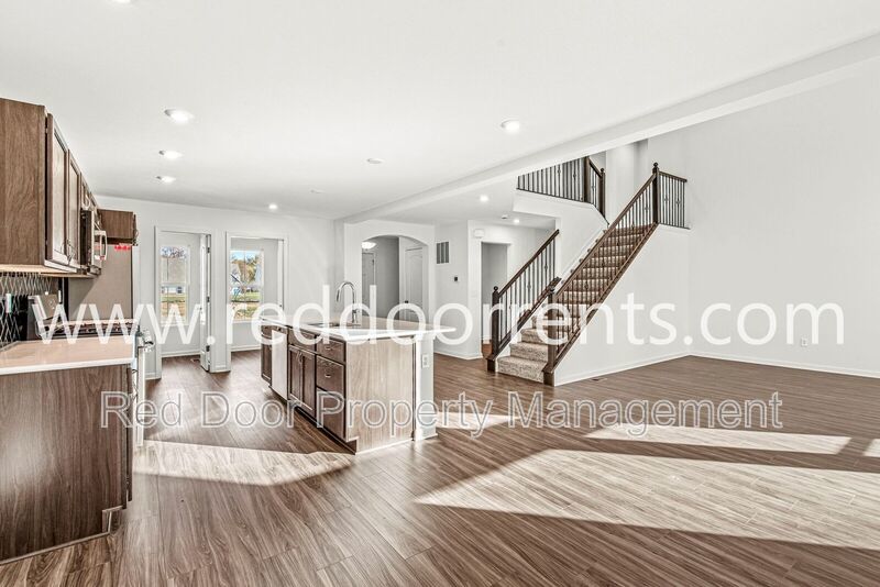 Bright & Modern Brand New Home with Over 4,300 sq ft in Avon property image